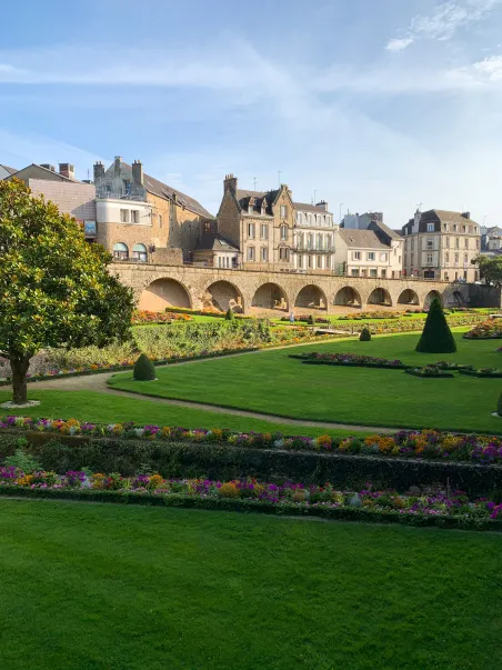 Affiche Vannes - Jardins & Remparts de Bretagne (5)