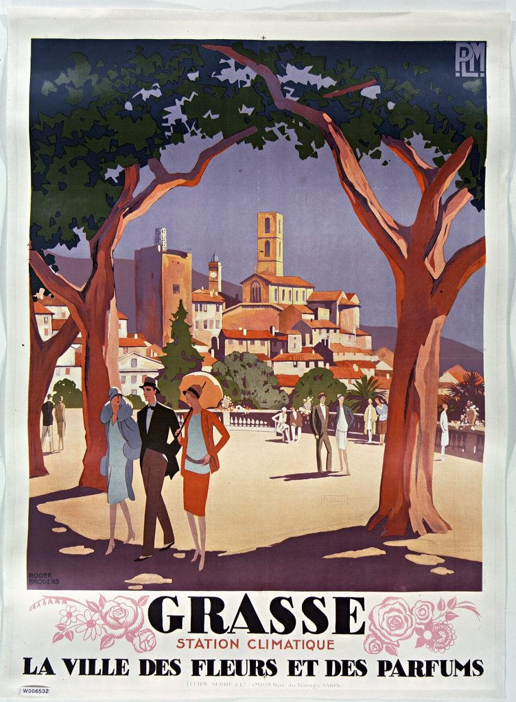 Affiche PLM de Roger Broders pour Grasse, avec des promeneurs sous deux arbres et la vieille ville en arrière-plan